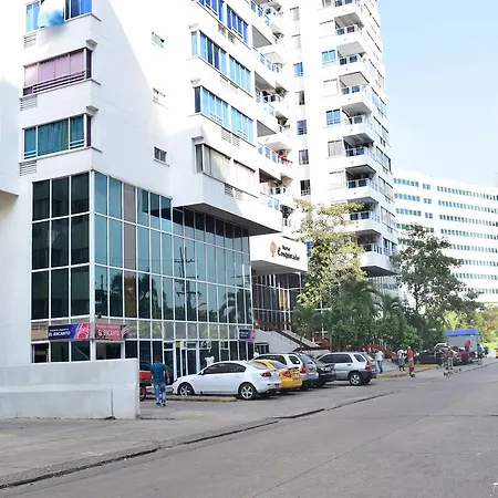 Estudio Moderno Frente Al Mar Cartagena