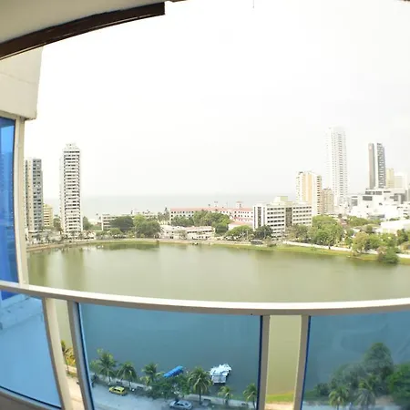 Estudio Moderno Frente Al Mar Apartamento *