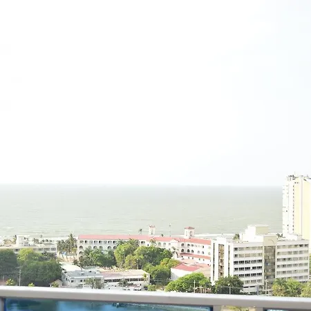 Estudio Moderno Frente Al Mar