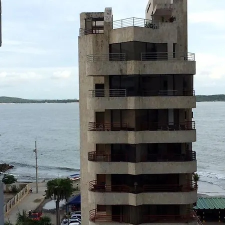 Estudio Moderno Frente Al Mar Cartagena