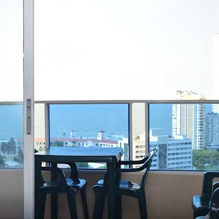 Estudio Moderno Frente Al Mar Apartamento *